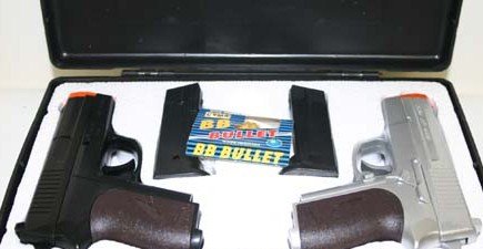 Kit of 2 Air Soft Pistols Guns in Case - FREE Shipping