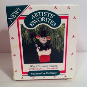 1987 Hallmark Wee Chimney Sweep Mouse Christmas Ornament