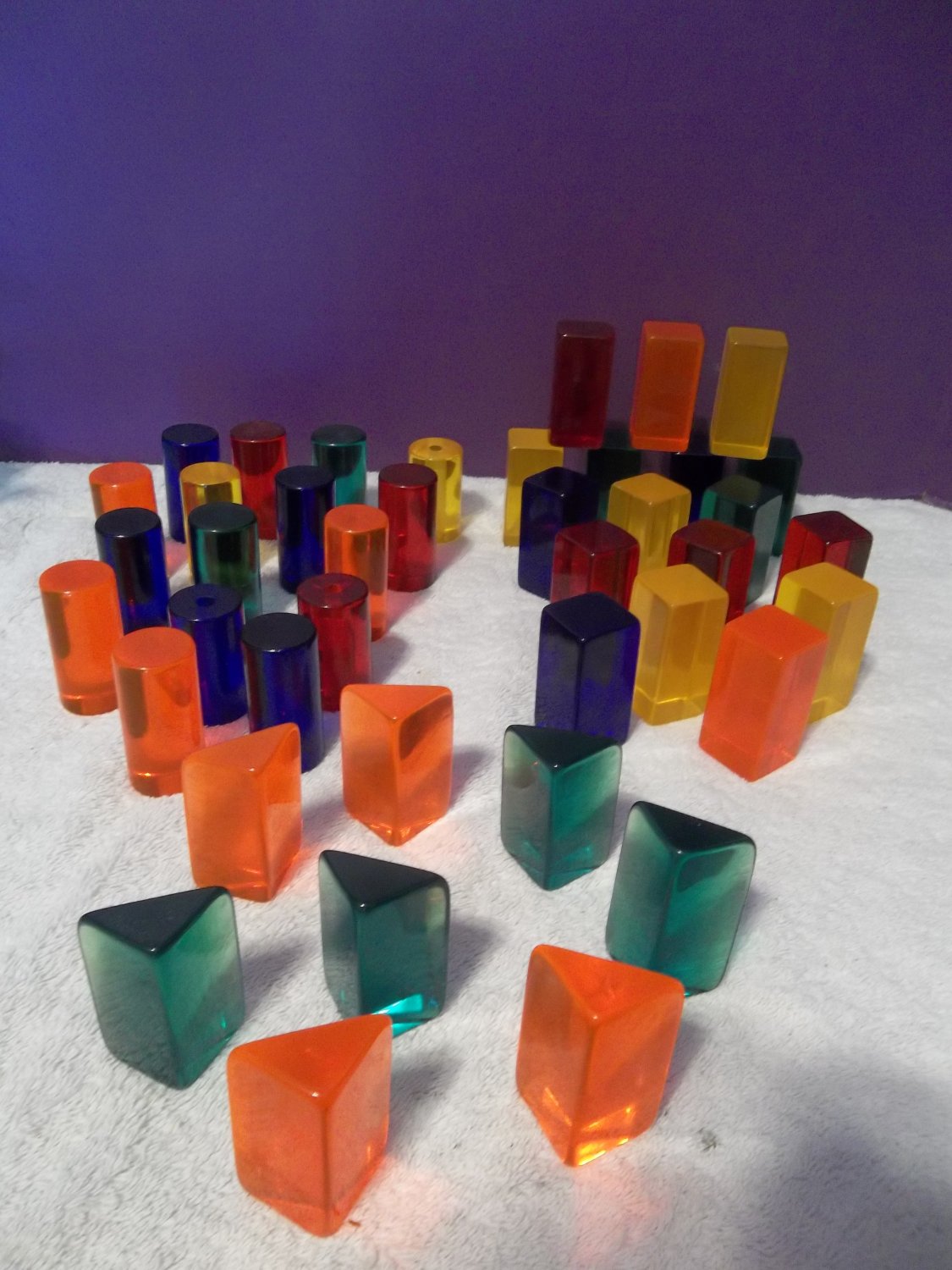 41 Colorful Vintage Modern Lucite Acrylic Blocks Sculpture Pieces Display 764