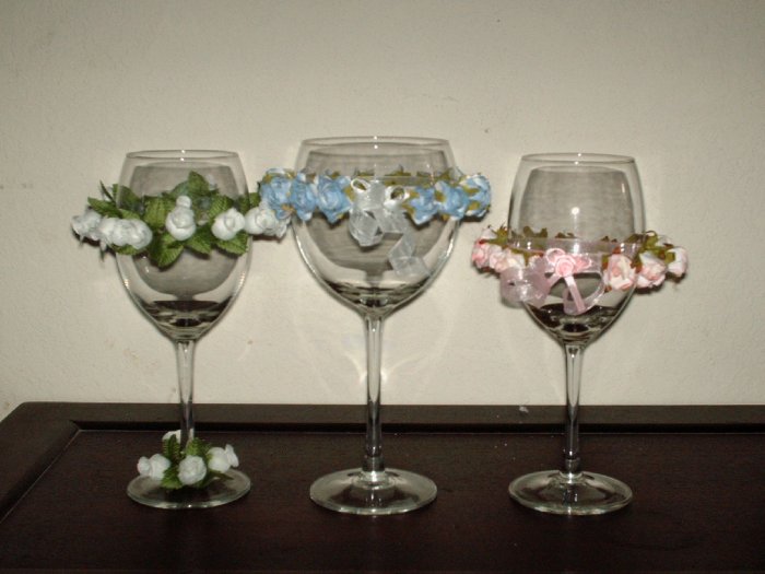 Rose Design Wine Glass