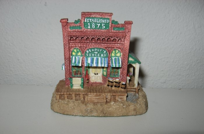 "Dearly's Grocery Store", Liberty Falls House Collection, AH36