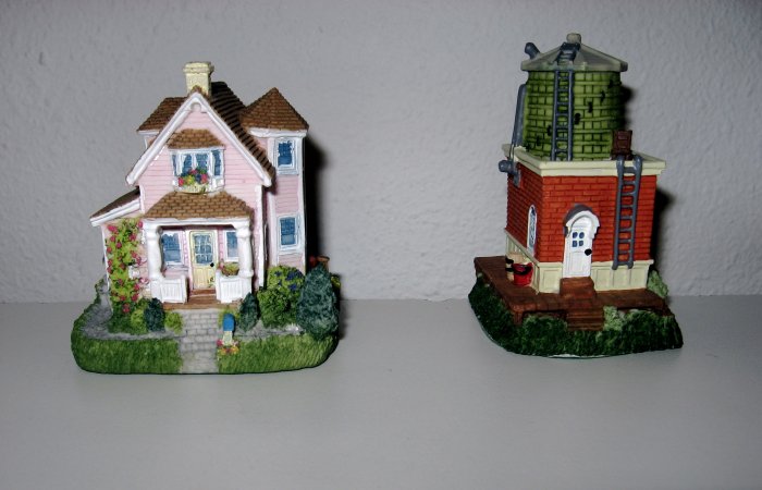 "Home of Artist Anabelle Phillips" Comes with Water Tower, Liberty Falls House Collection, AH152