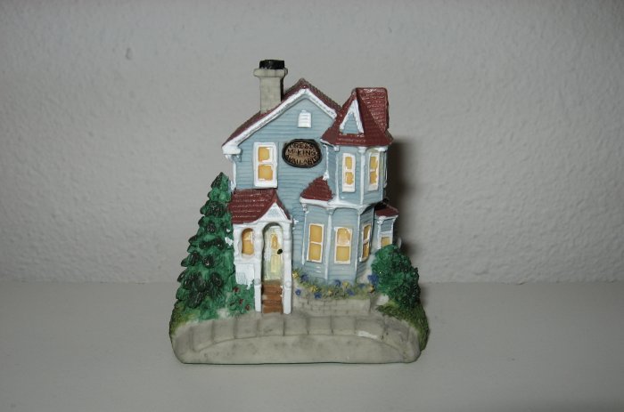 "Home of Seamstress Ida Penney", Liberty Falls House Collection, AH159