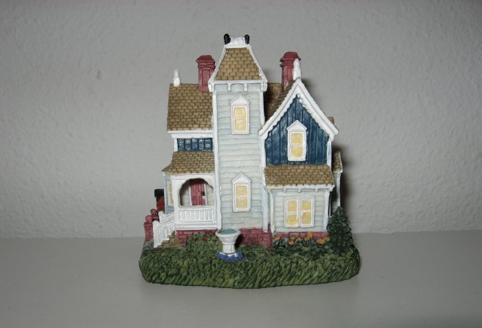 "The Ornithologist's House", Liberty Falls House Collection, AH180