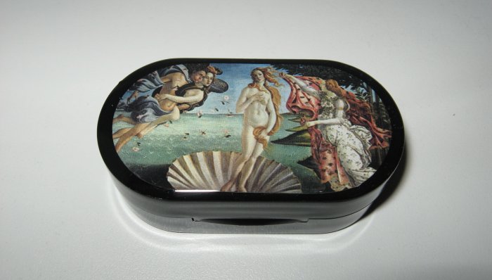 Contact Lens Case ~ Venus Picture