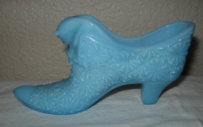 Ole Virginia Glass Opaque Light Blue Glass Shoe w/Cat Head.