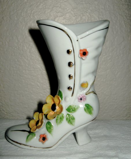 White Porcelain Hi-Top Boot w/yellow Flower and Gold Gilding.