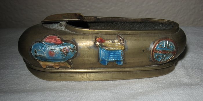 Beautifully Decorated Bronze Chinese Ashtray Slipper.