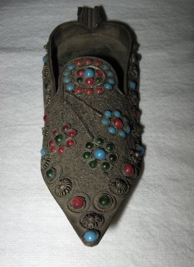 Beautifully Decorated Ashtray Slipper (Bronze?).