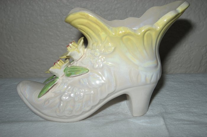 White Ceramic Shoe w/Yellow Flowers (Japan).