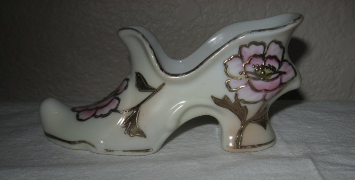 White Porcelain Slipper with Two Pink Hand Painted Flowers Outlined w/Gilding.