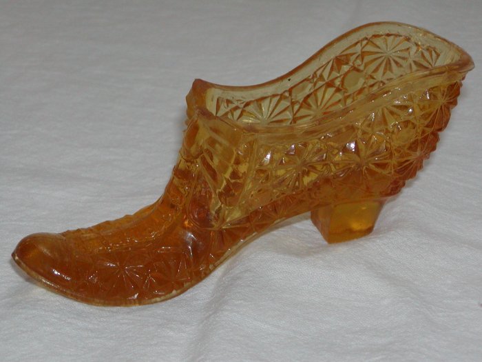Amber Glass Daisy and Button Slipper, Chipped (Believed to be from Cambridge Glass).
