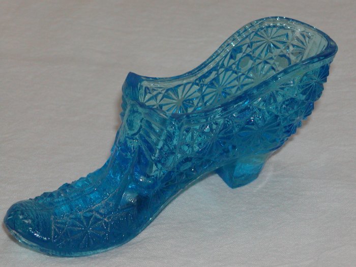 Blue Glass Daisy and Button Slipper (Believed to be by Cambridge Glass).