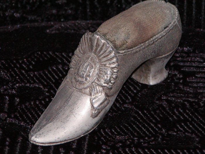 Pot Metal Ladies Shoe with Pin Cushion