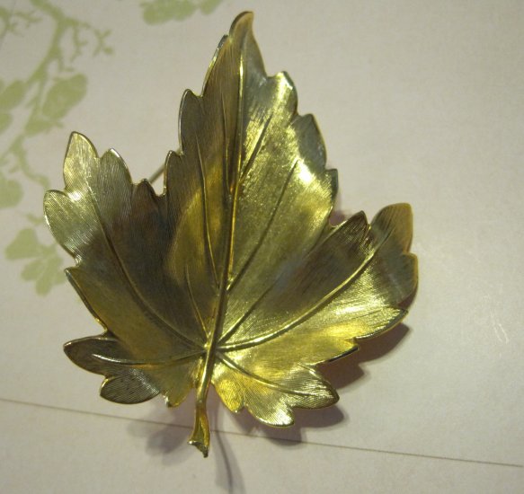 Gold Plated Maple Leaf Pin