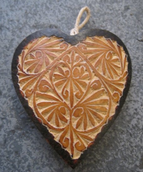 Small Hand Carved Gourd Heart Ornaments