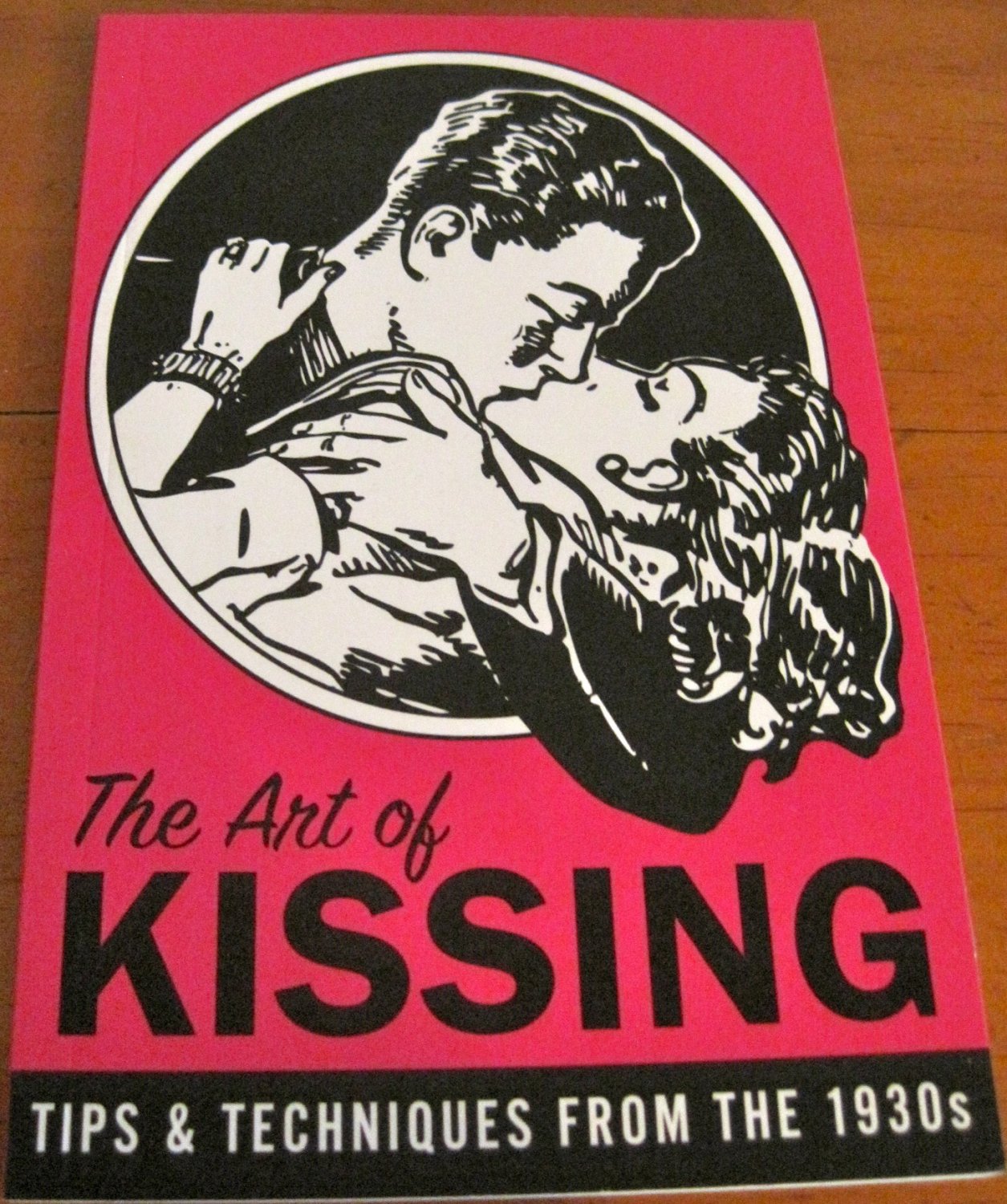 "The Art of Kissing Book", Advise from the 1930's, Book