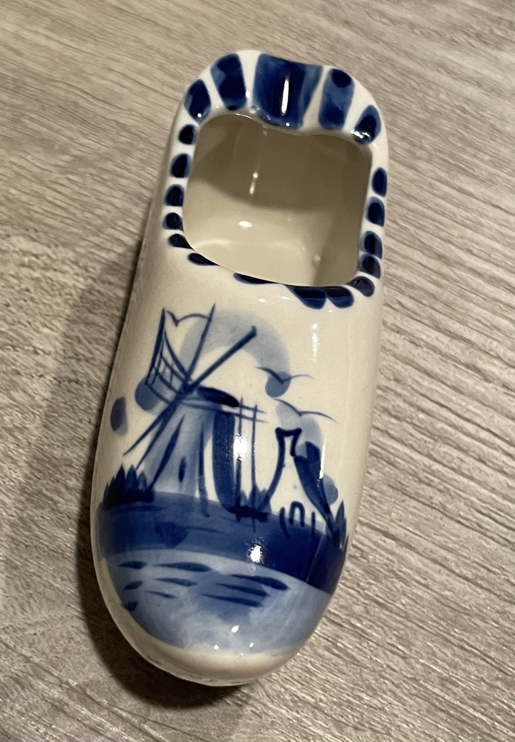 Hand Painted Ceramic Delft Blue Dutch Clog Made In Korea 84