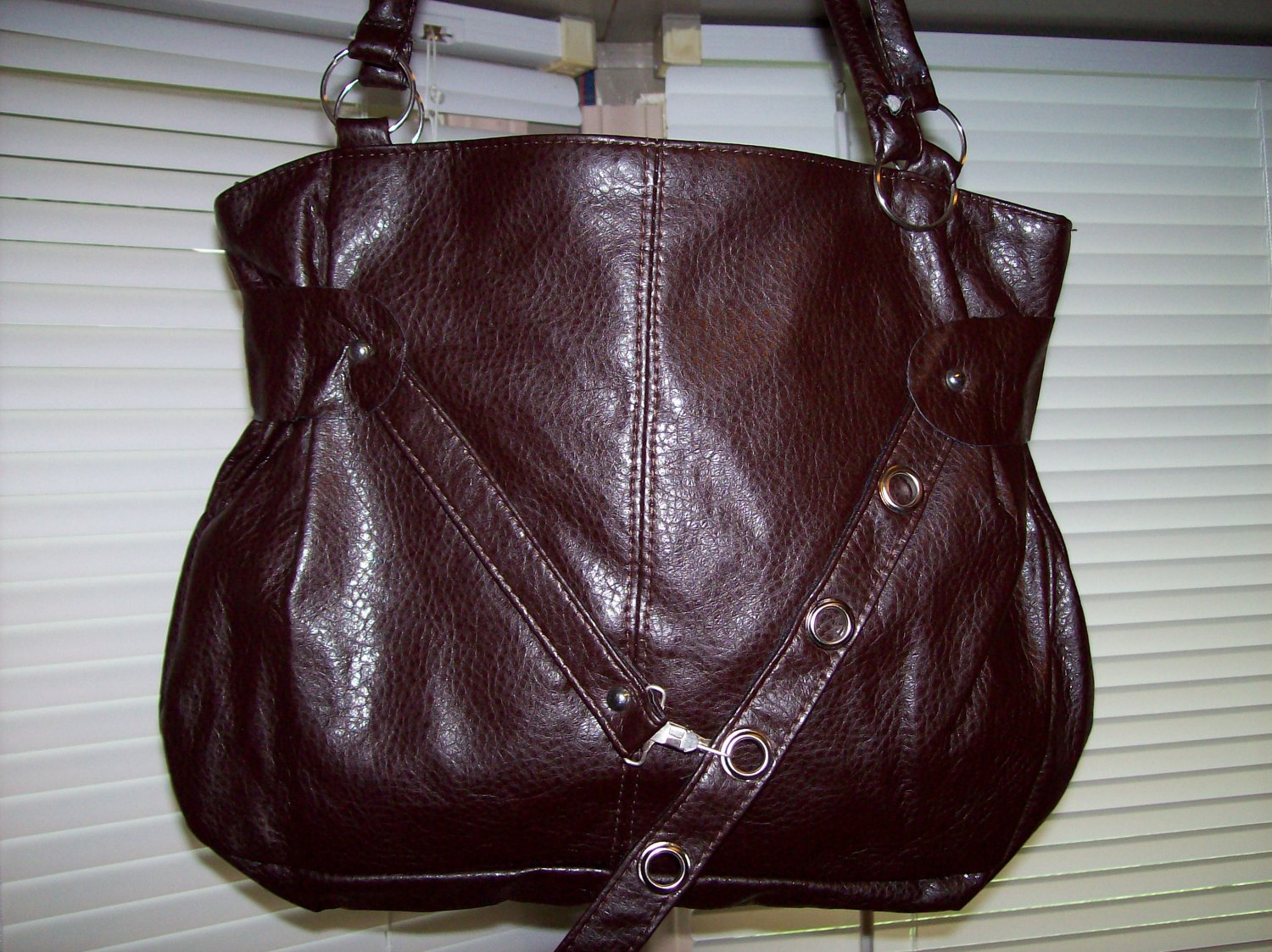 Women's handbags