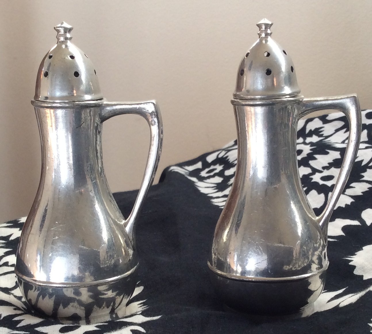 VINTAGE PEWTER Salt and Pepper Shaker Set