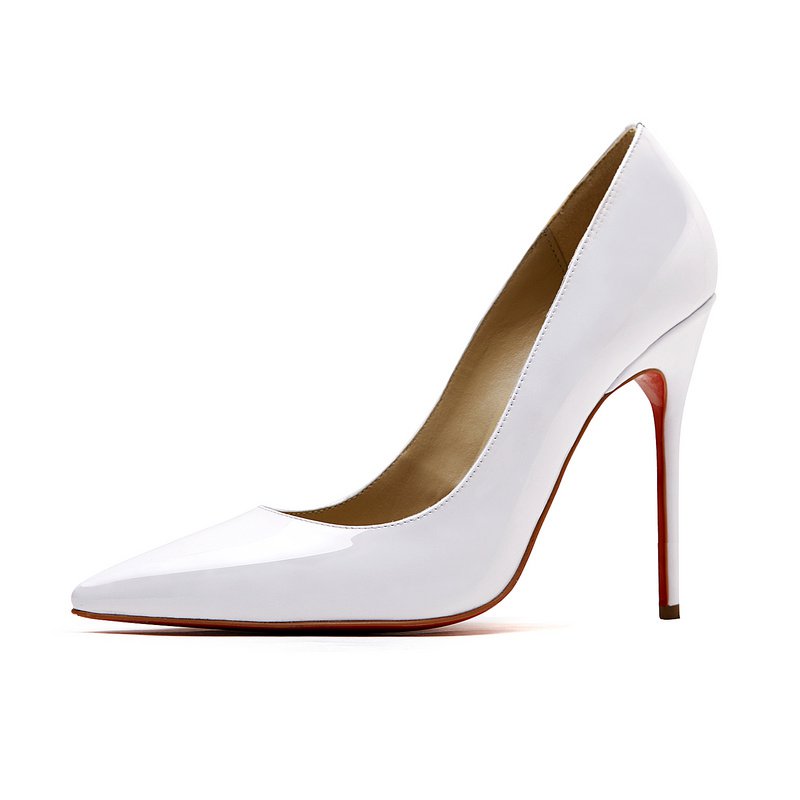 Cloverl Classic Jane Pump in Patent leather in White