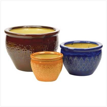SET OF 3 EARTHENWARE POTS
