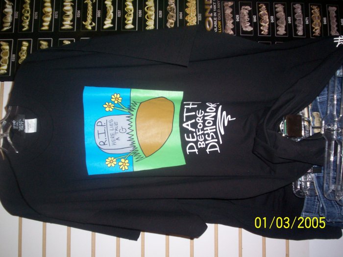 Algierz Tee