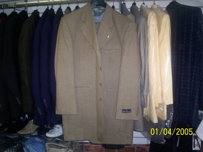 Hunter &Chocalate houndstooth Stacy Adams 2 peice Suit