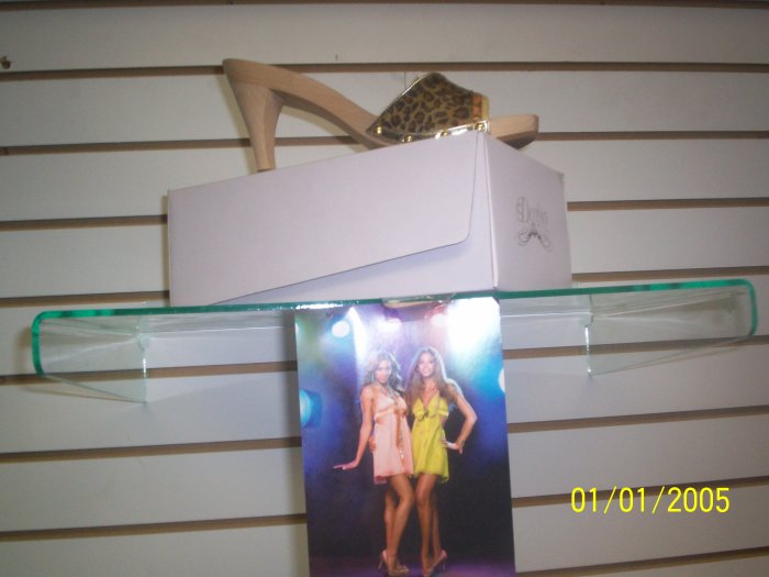 Leopard print Dereon slip on