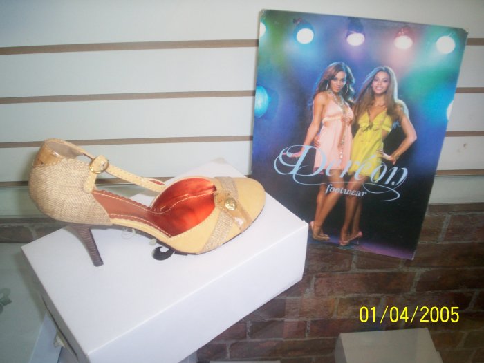 Dereon Tan Heel