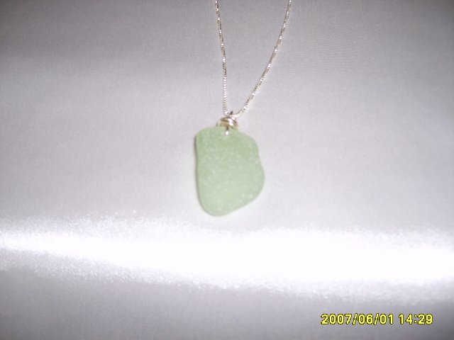 Single Pendant on S/S Chain