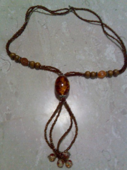 Long-beaded Necklace