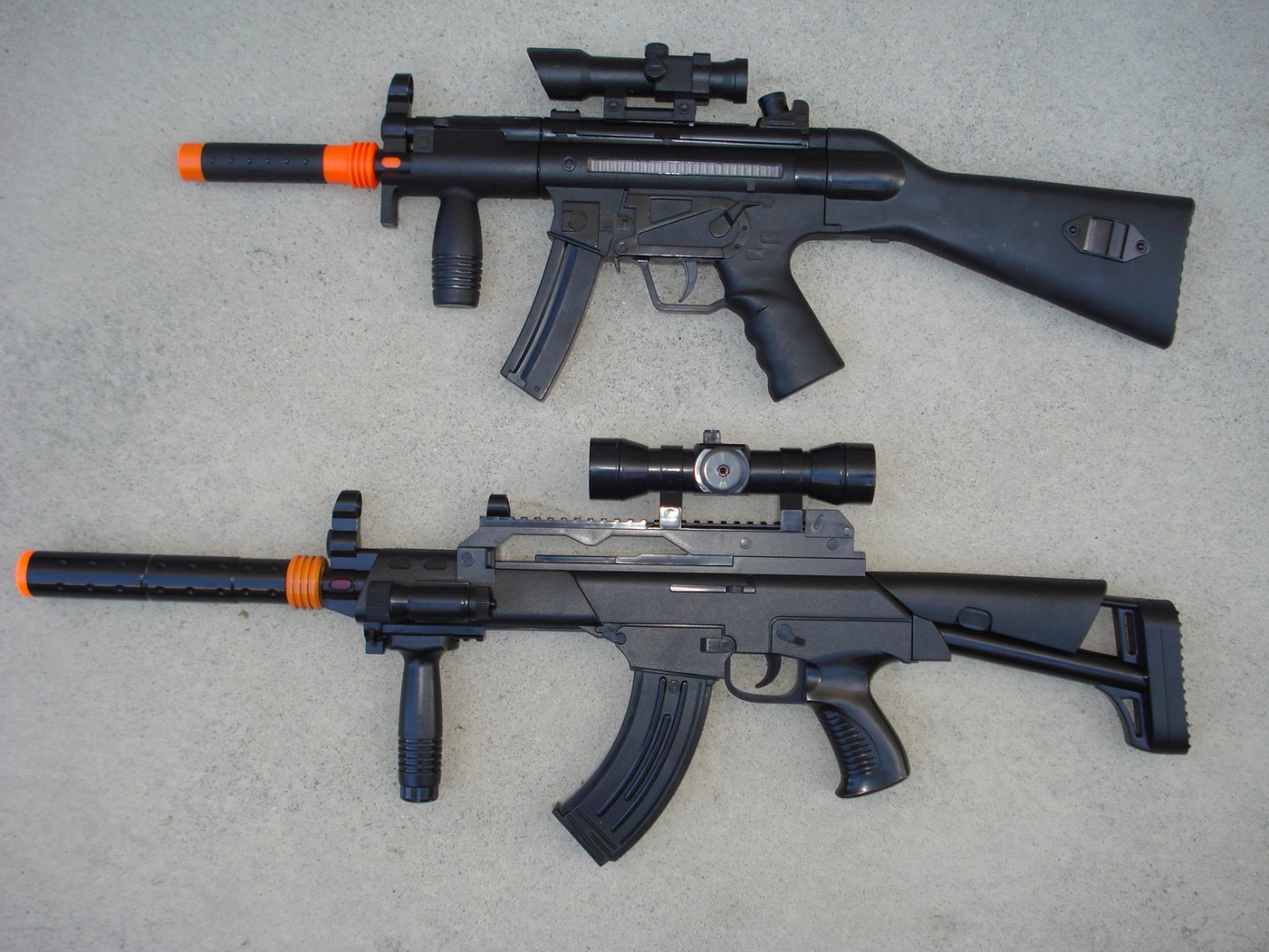 Swat Set 2 M16 Machine Gun With Removable Silencer Ak 47 Machine Gun