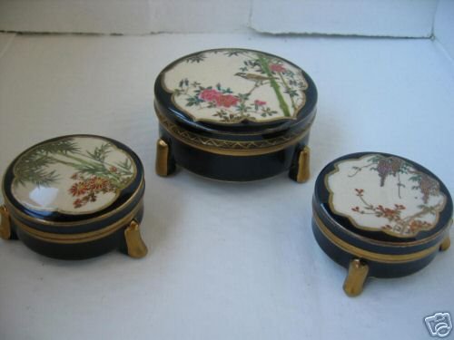 STUNNING ANTIQUE 3 SATSUMA FLOWER COBALT POWDER BOXES