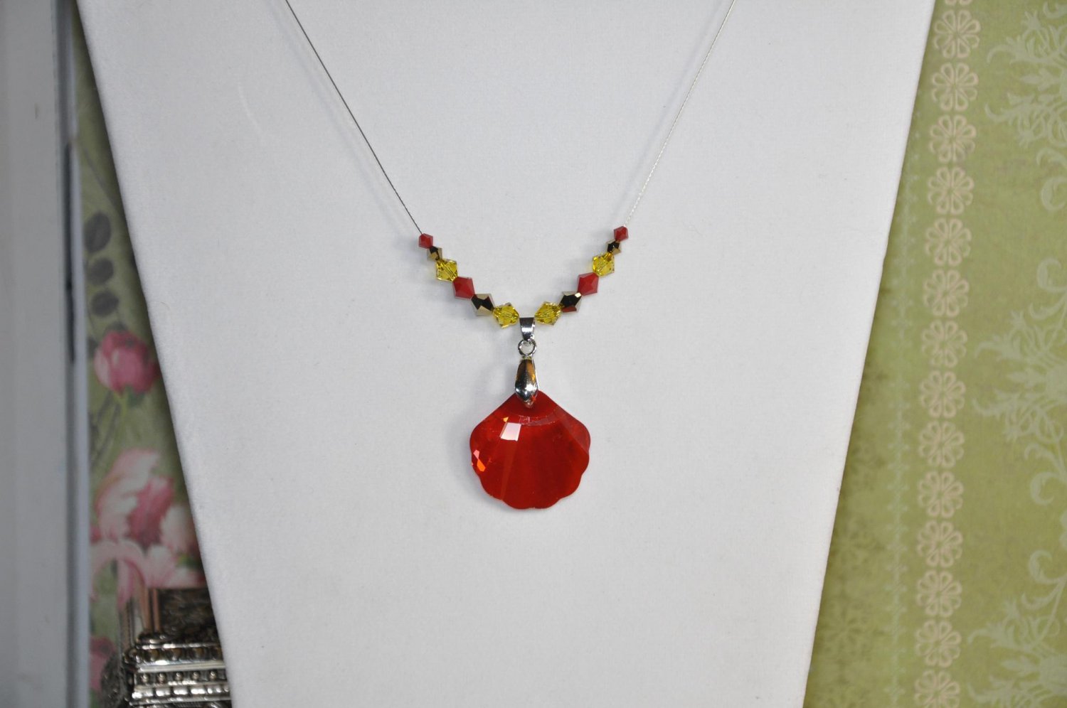 Red Seashell Swarovski Crystal Pendant Bead Necklace Handmade