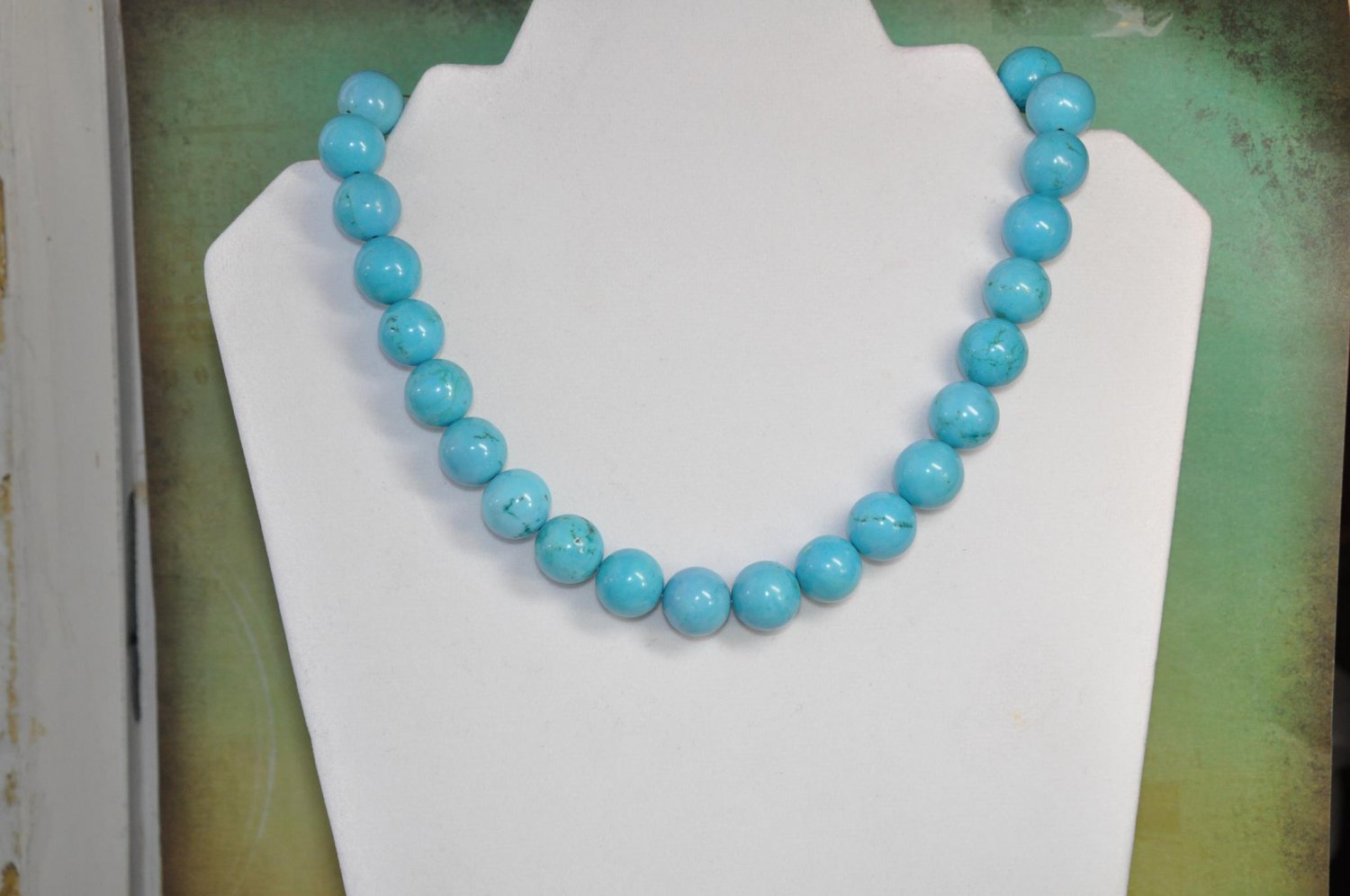 Natural Turquoise Gemstone Round Chunky Necklace