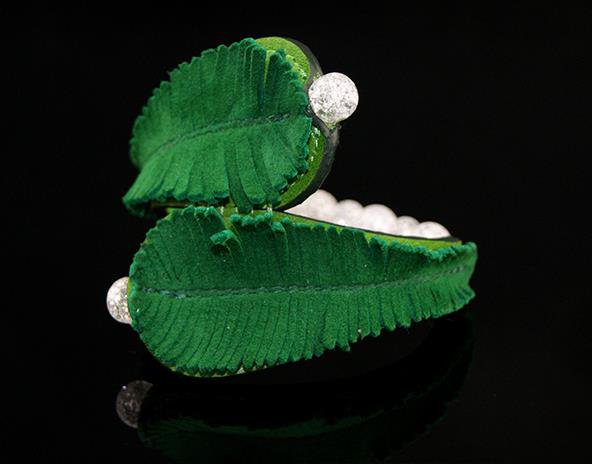 Sheepskin fashion bracelet female models painted leaf decoration trend strap gift free shipping