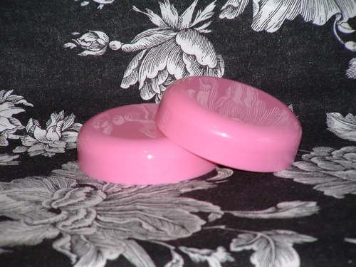 (100) Bubblegum Pink Lids for 70/400 finish jars No RETURNs