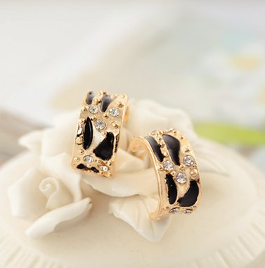 Korean exquisite leopard earrings