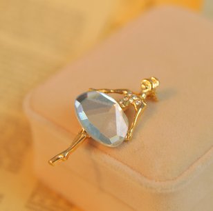 Korea crystal brooch pin female angel collar temperament ballet