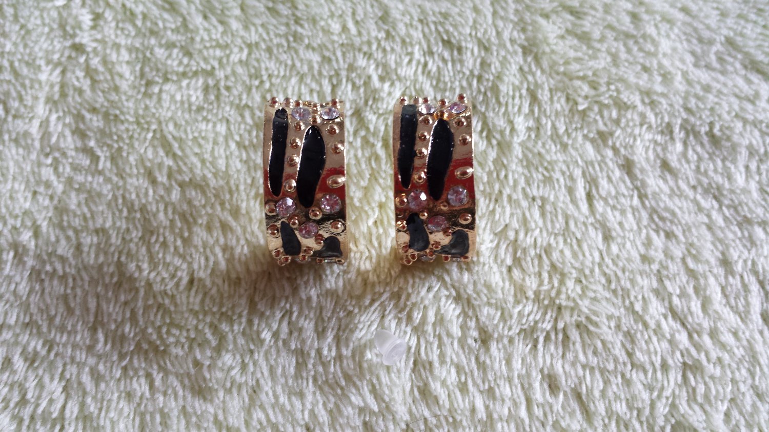 black crystal diamond earrings