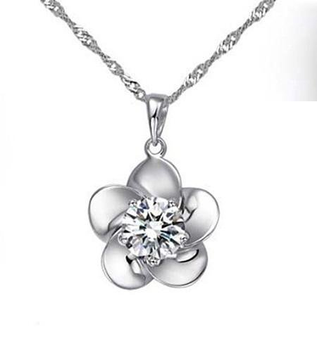 Zircon white diamond necklace pendant plum female rhodium Switzerland drill eight arrows and hearts
