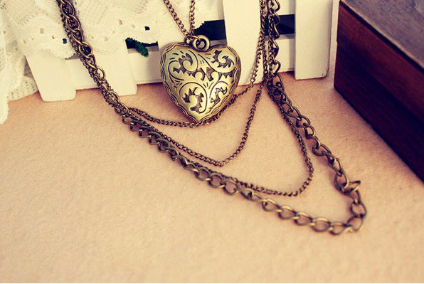 Retro love heart-shaped pattern peach multi long necklace