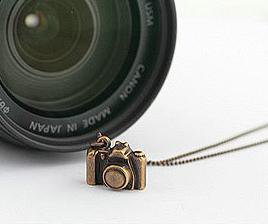 Korean retro small camera necklace
