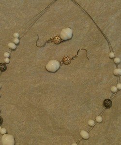 White and Silver Beaded Necklace & Earring Set