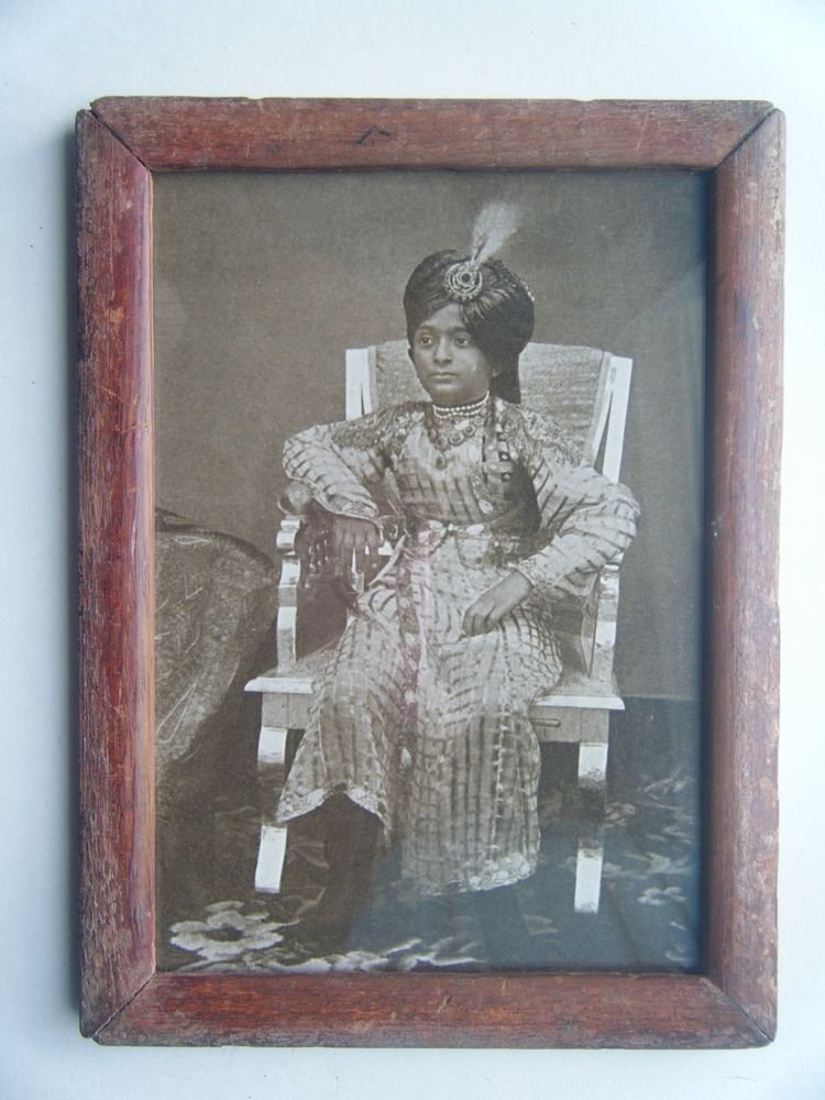 Indian Maharaja King Rare Photograph, Vintage Photo in Old Wooden Frame #2720