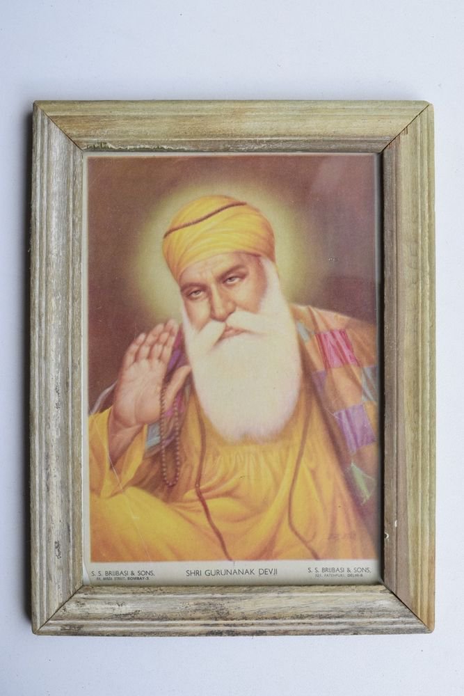 Sikh Guru Nanak Dev Ji Old Religious Print in Old Wooden Frame India Art #3216