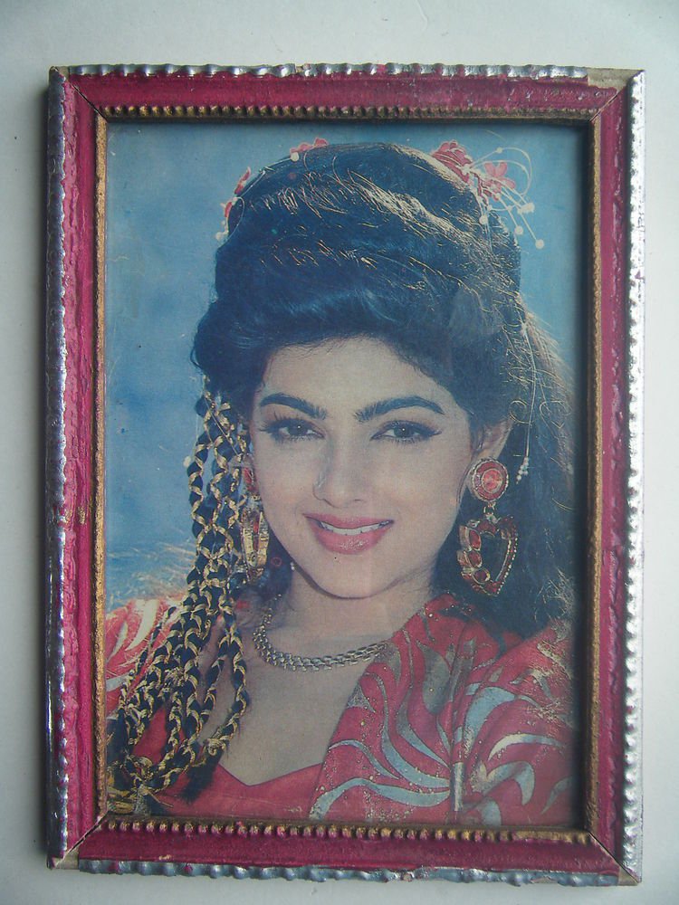 Bollywood Actress Heroin Collectible Old Print in Old Wooden Frame India #2743