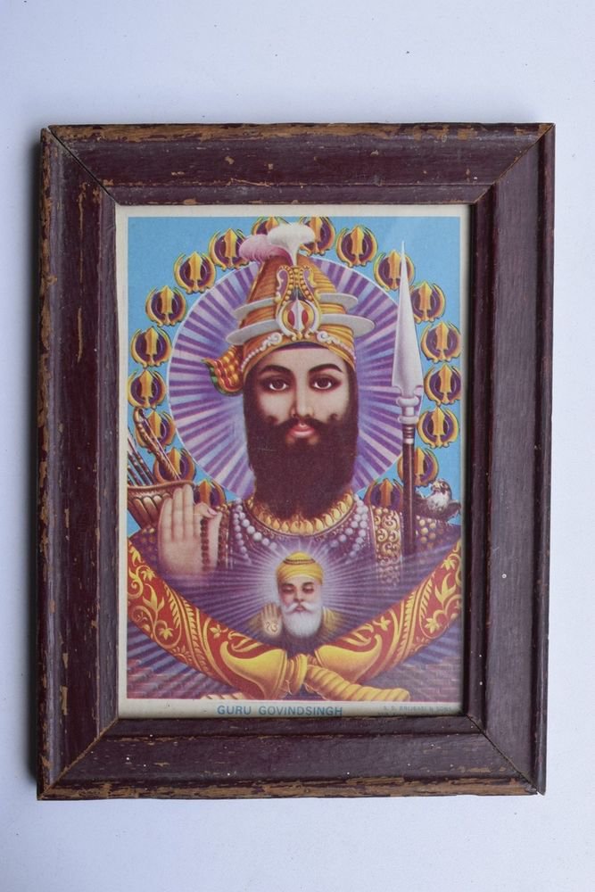 Sikh Guru Govind Singhji Old Religious Print in Old Wooden Frame India Art #3272