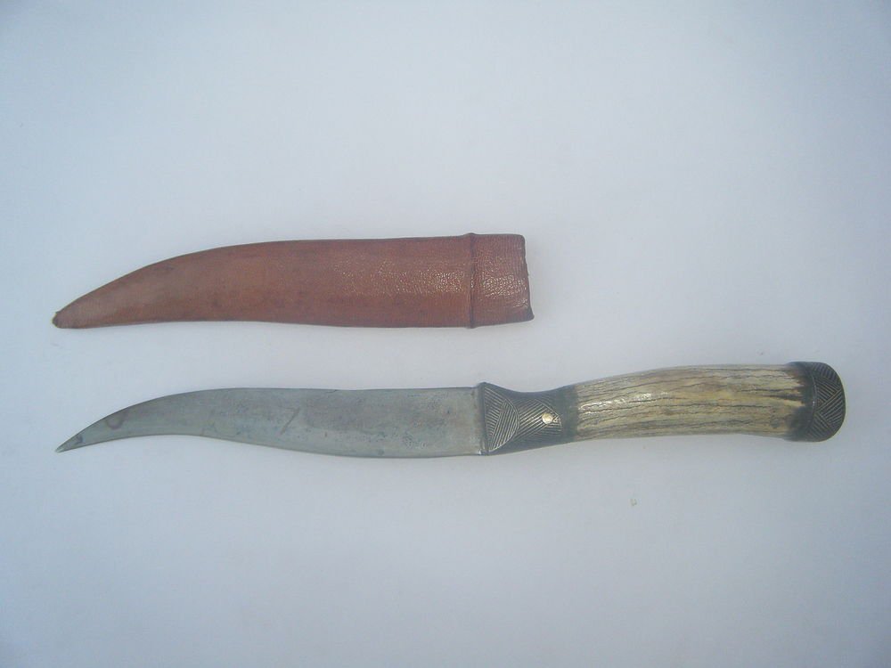 Rare Knife Hand Made Deer Horn Handle Damascus Steel Knife with Silver Work#1169